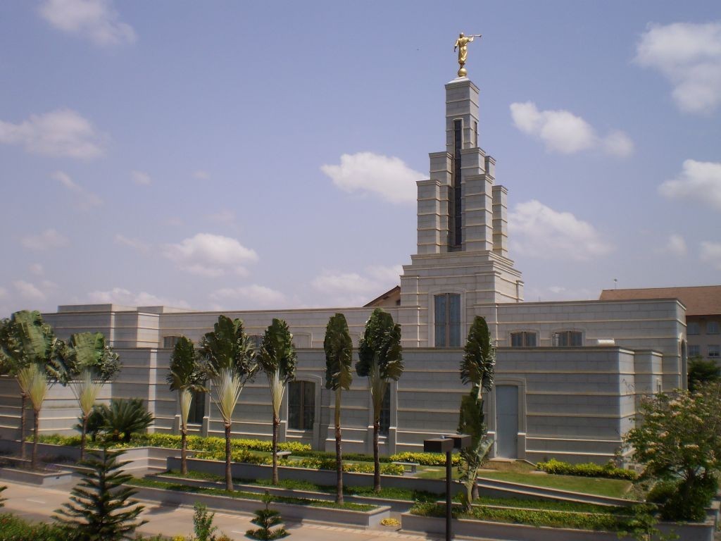 accra-mormon-temple19