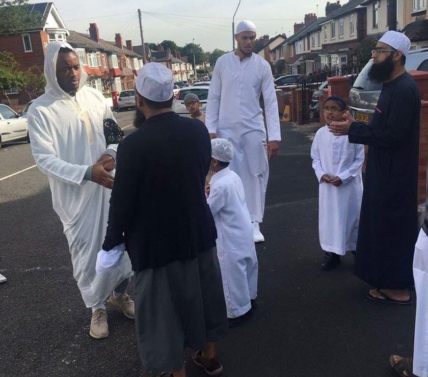 Jordan Ayew Celebrates Eid with Aston Local Community